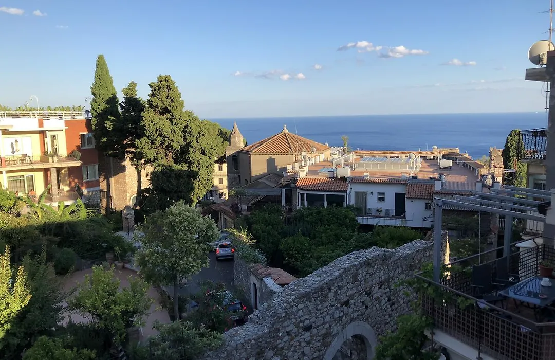 La Malandrina Lägenhetshotell Taormina